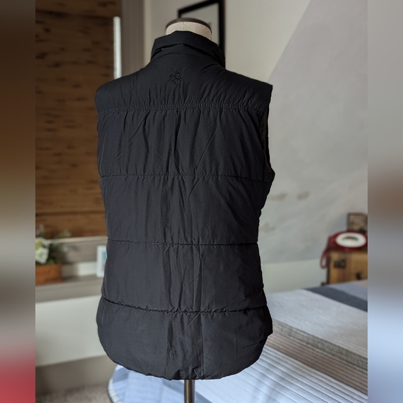 Legendary Whitetails Puffer Vest - Picture 4 of 7